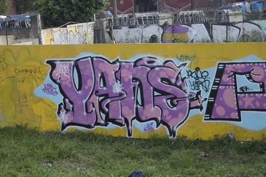 Graffiti Wall - Photo by yanserbuffkilla (2014)