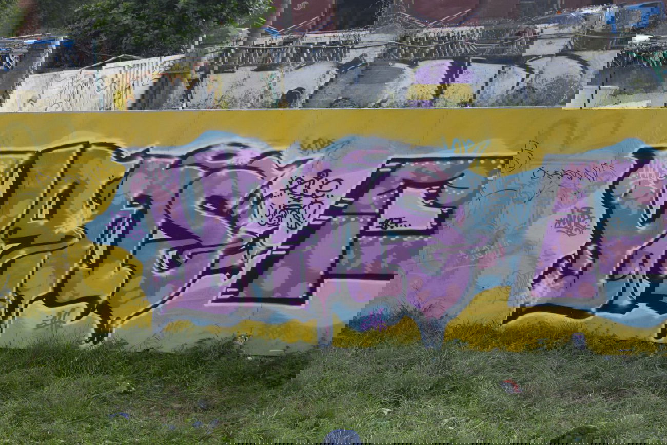 Graffiti Wall - Photo by yanserbuffkilla (2014)