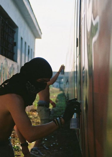 Graffiti Artwork - Photo by ycre