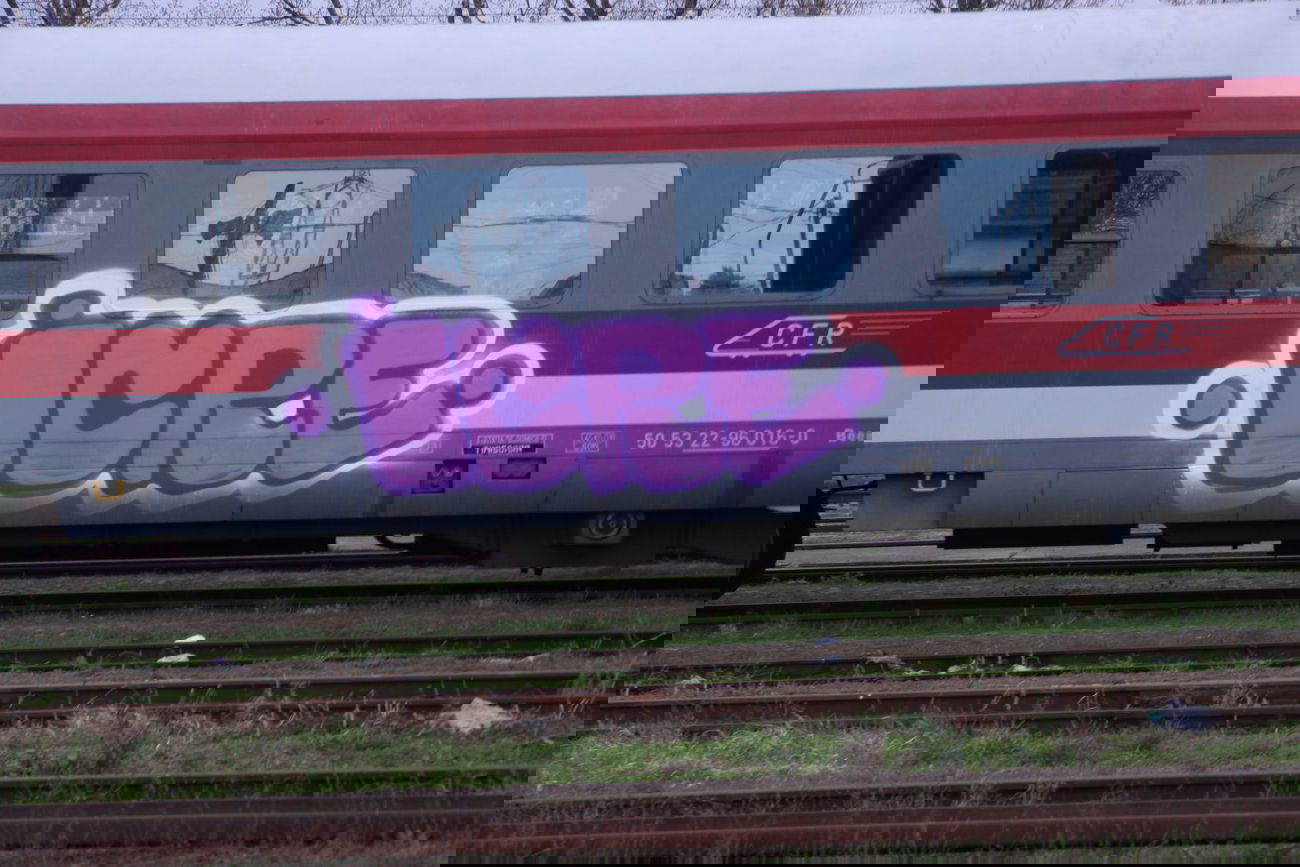 Graffiti Train - Photo by ycre