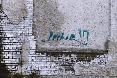 Graffiti Artwork - Photo by yedimeister - QLness, nisto, lecker