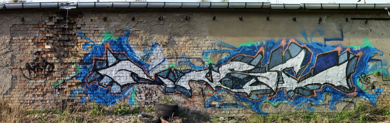 Graffiti Wall - Photo by yedimeister - nisto, alf, crewlove