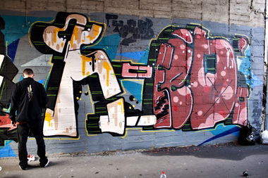 Graffiti Wall in Jastrz?bie-Zdrój - Photo by yoclub - keed (2013)