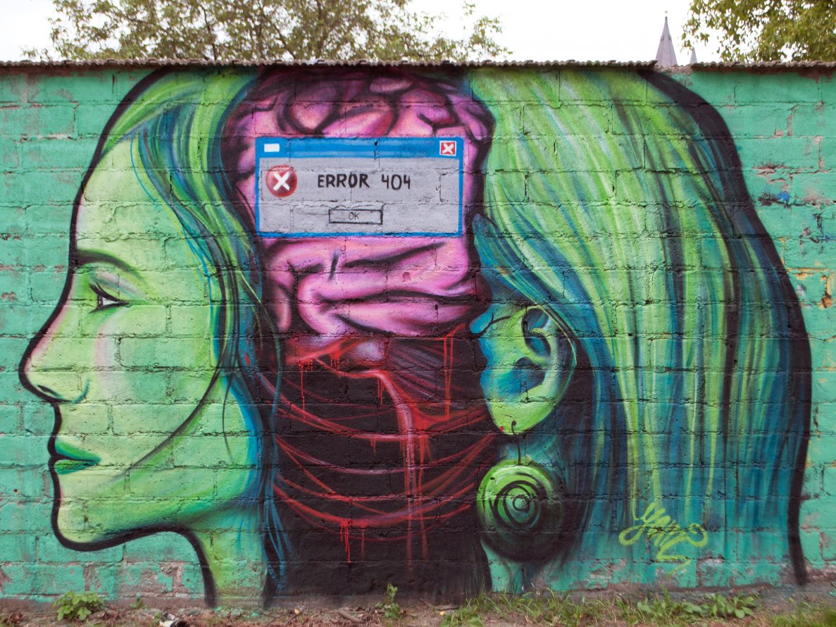 Graffiti Artwork - Photo by yomi_lajn - brain, error, 404 (2013)