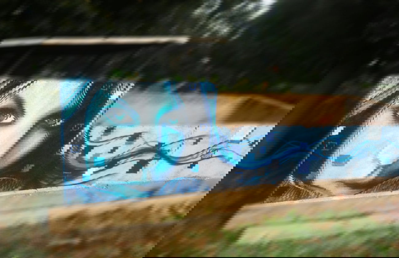 Graffiti Wall - Photo by yomi_lajn - yomi (2013)