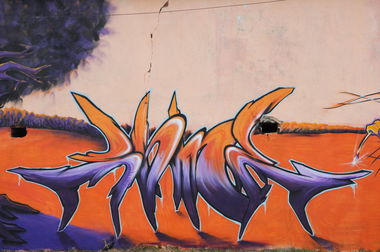 Graffiti Wall - Photo by yomi_lajn (2012)