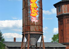 Graffiti Bombing - Photo by yukon - kurs, 481 (2013)