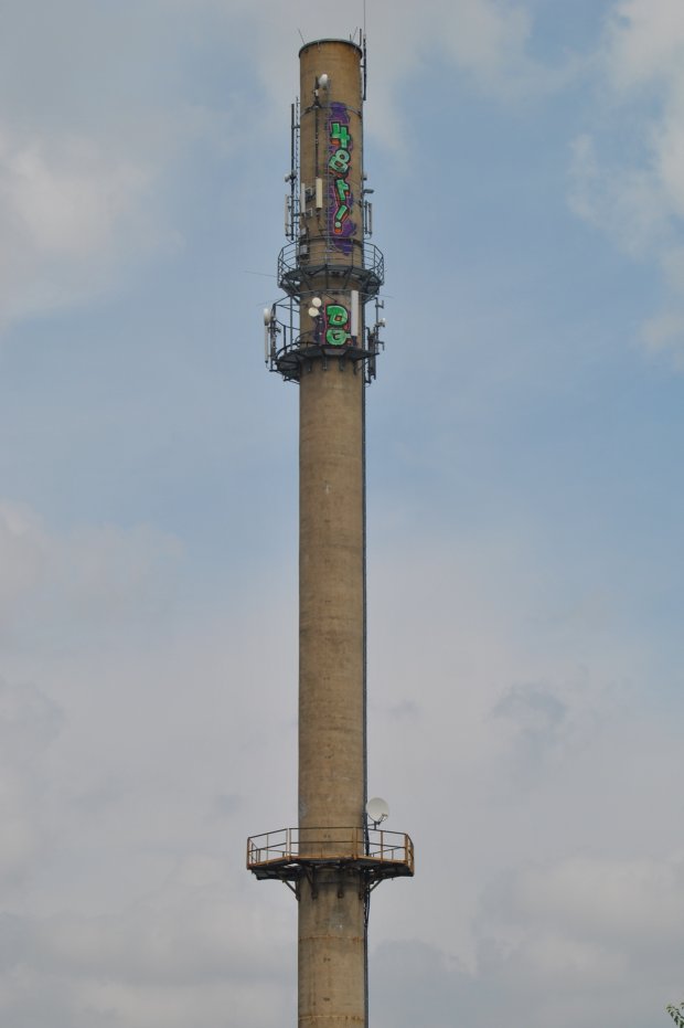 Graffiti Bombing - Photo by yukon - 481, dq, kurs (2011)