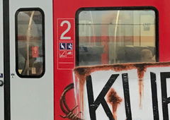 Graffiti Train - Photo by yukon - kurs