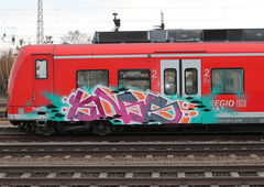 Graffiti Train - Photo by yukon - Kurs