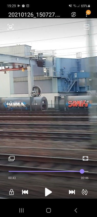 Graffiti Bombing in Köln - Photo by yuma (2021)