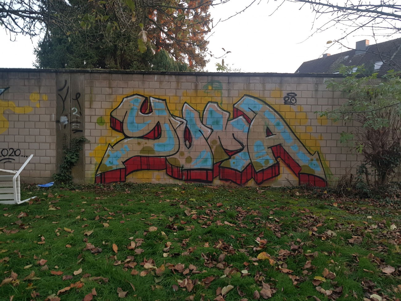 Graffiti Wall in Köln - Photo by yuma (2020)
