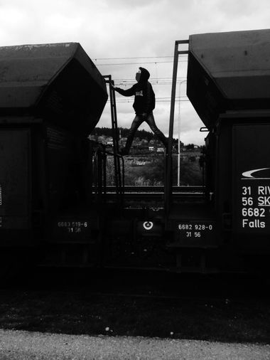 Graffiti Artwork in Spisska Nova Ves - Photo by zadretybicykel - freight, 2014, atmosphere (2014)