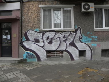 Graffiti Bombing in Varna - Photo by zefyn - zefo, zefyn, varna (2014)