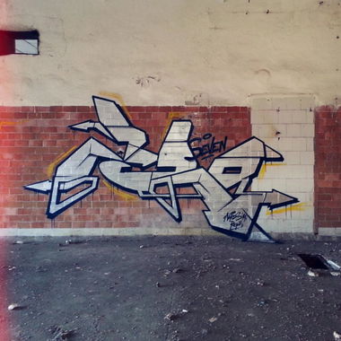 Graffiti Wall - Photo by zero7 - zero7, nerds, ams (2014)