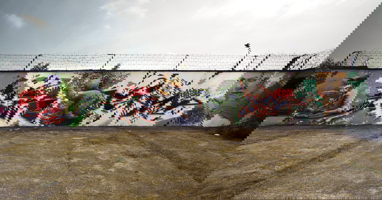 Graffiti Wall - Photo by zero7 - zero7, cikl, nerds (2014)