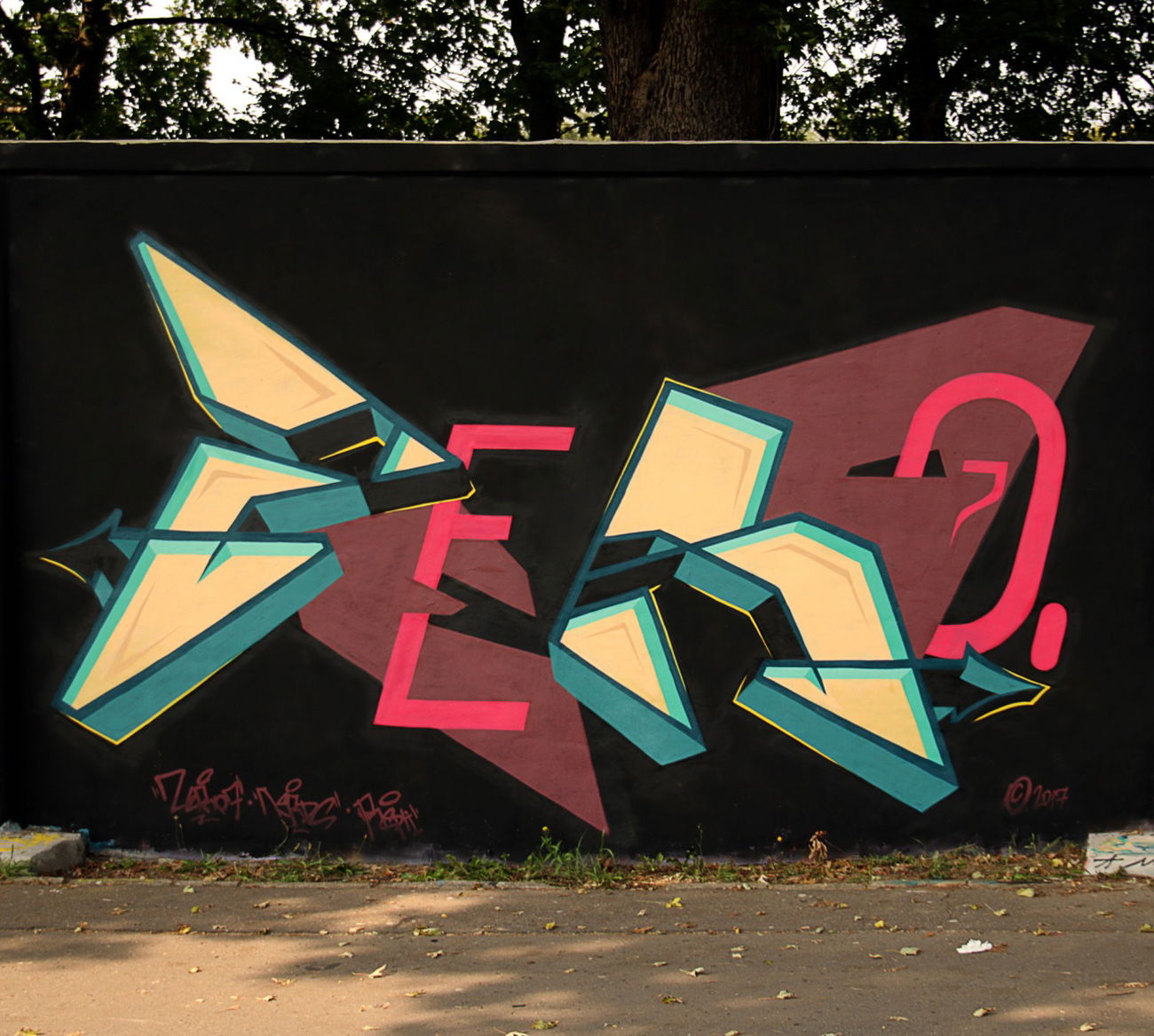 Graffiti Wall - Photo by zero7 - wwa, nerds, zero7 (2017)