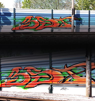 Graffiti Wall - Photo by zest83 - 3st, crew, poser (2014)