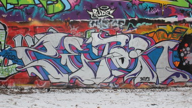 Graffiti Wall in Dresden - Photo by zetor - Zetor (2013)