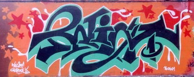 Graffiti Wall - Photo by zewy