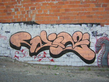 Graffiti Wall - Photo by zewy