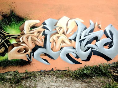 Graffiti Wall - Photo by ziek - ziek