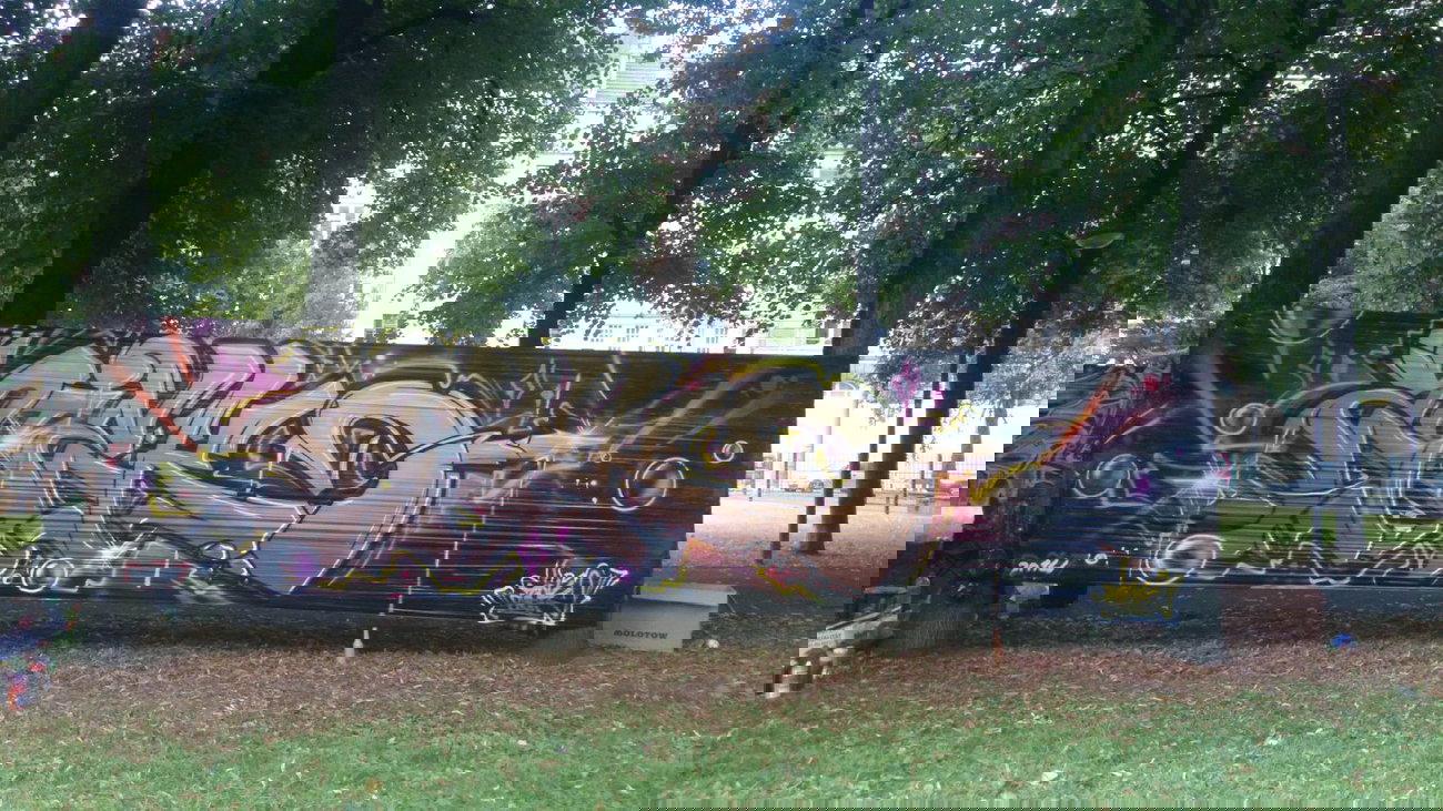 Graffiti Street Art - Photo by ziek - ziek (2014)