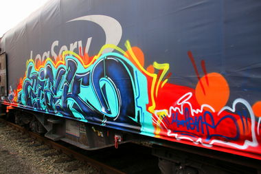 Graffiti Train - Photo by ziek - ziek