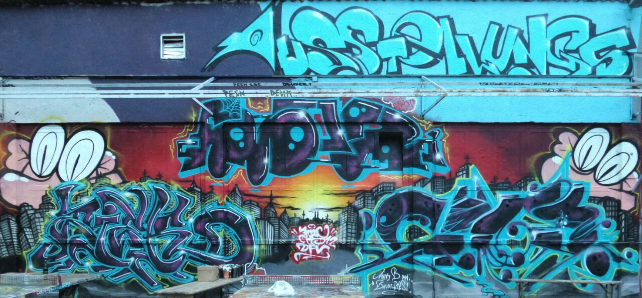 Graffiti Wall - Photo by ziek - ziek, Amor, chuk