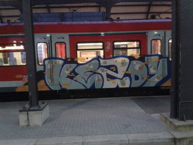 Graffiti Train in Wiesbaden - Photo by ziemlichwarm - Kezdy