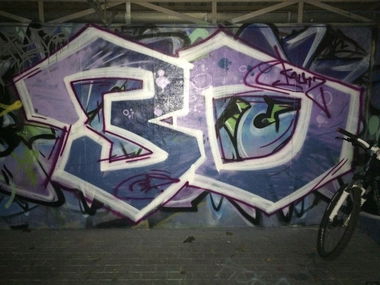 Graffiti Bombing - Photo by zivilbeamter - 3d, dreid, kautz (2014)