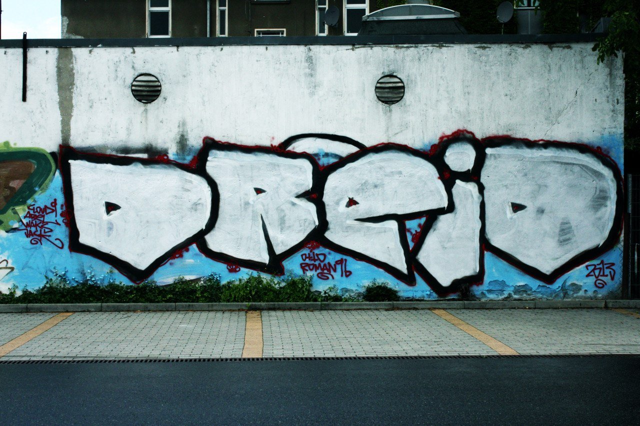 Graffiti Bombing - Photo by zivilbeamter - 3d, dreid (2014)