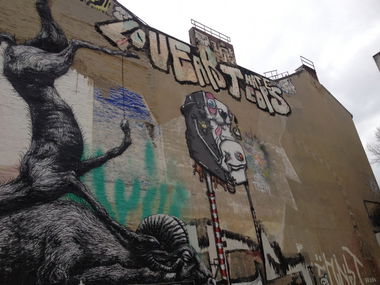 Graffiti Street Art - Photo by zore - 1up, berlin, kreuzberg