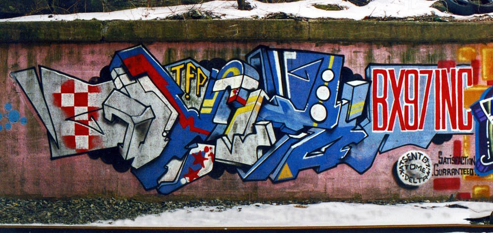Graffiti Wall - Photo by zzzzz - Delta