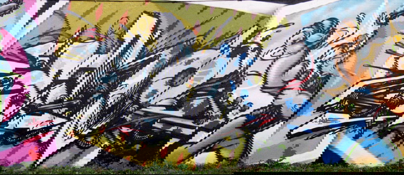 Graffiti Wall - Photo by zzzzz - Zero