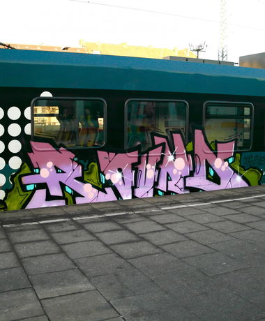 Graffiti Train - Photo by zzzzz (2018)