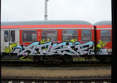 Graffiti Train - Photo by zzzzz