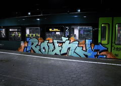 Graffiti Train - Photo by zzzzz