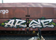 Graffiti Train - Photo by zzzzz