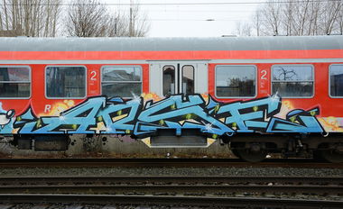 Graffiti Train - Photo by zzzzz - Arse (2015)