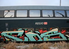 Graffiti Train - Photo by zzzzz - Cos (2016)