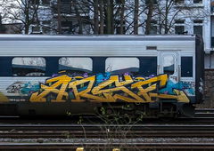 Graffiti Train - Photo by zzzzz