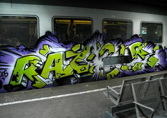 Graffiti Train - Photo by zzzzz - Razor (2016)