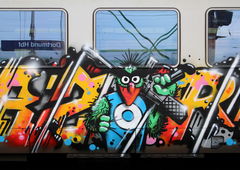 Graffiti Train - Photo by zzzzz - Razor