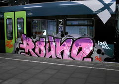 Graffiti Train - Photo by zzzzz - Round, Graffiti, cos (2016)