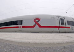 Graffiti Street Art - Photo by zzzzz (2018)