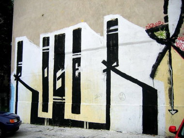 Graffiti Wall - Photo by zzzzz